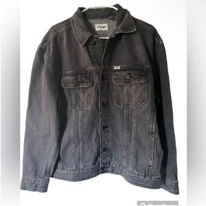 Wrangler Women’s Jacket Black size Medium
